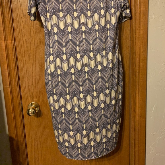 LuLaRoe L Julia Dress - Picture 2 of 3